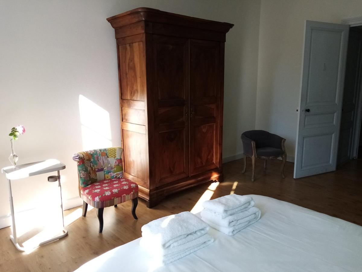 Bed and Breakfast Domaine De Pladuc Lachaise Экстерьер фото