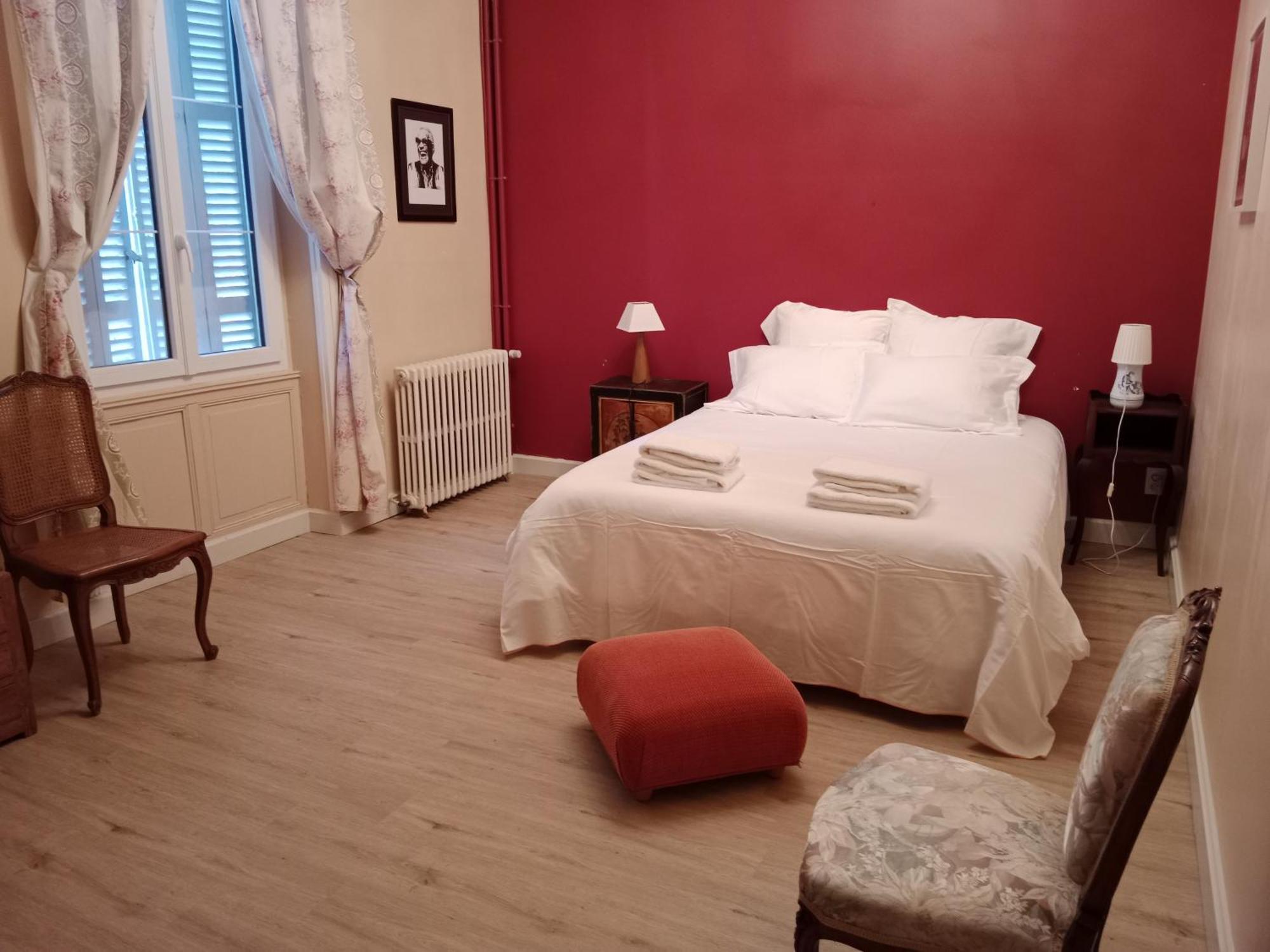 Bed and Breakfast Domaine De Pladuc Lachaise Экстерьер фото